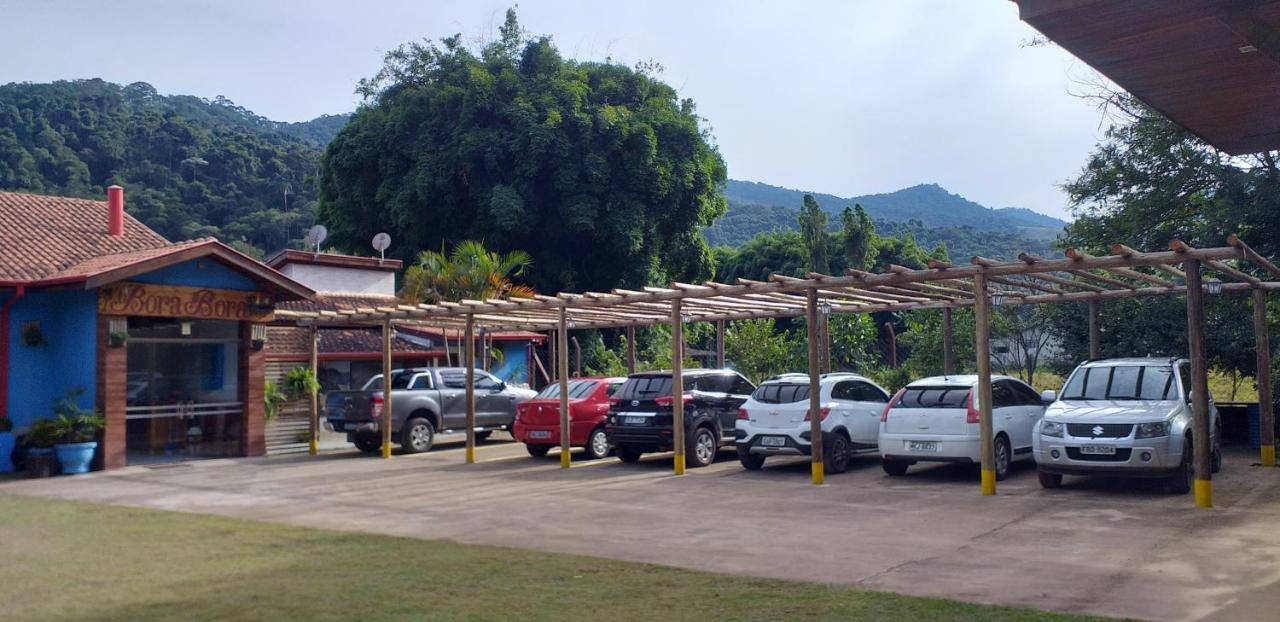Pousada E Restaurante Bora Bora Da Serra São Bento do Sapucaí Buitenkant foto